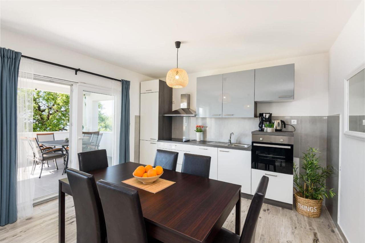 Apartments Morska Vila 3 Komarna Kültér fotó