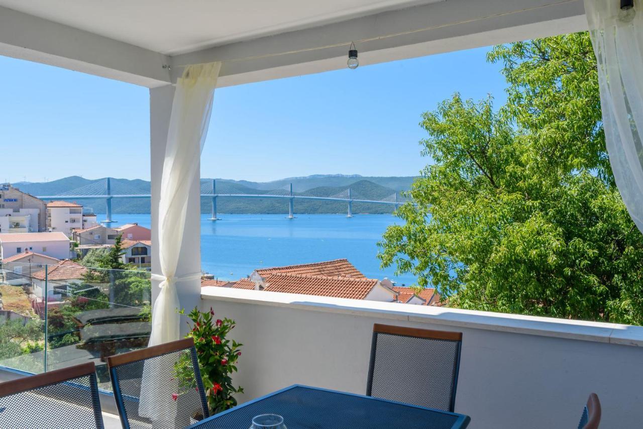 Apartments Morska Vila 3 Komarna Kültér fotó