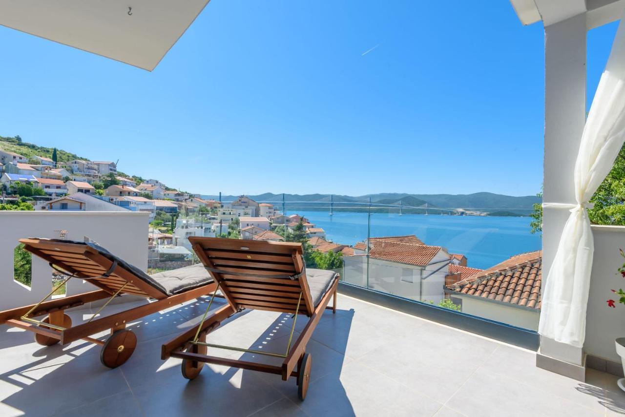Apartments Morska Vila 3 Komarna Kültér fotó